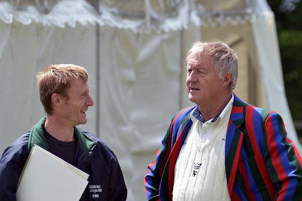 8 Taverners President Chris Tarrant (right) .jpg